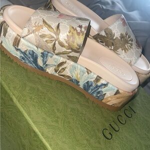 Gucci slides